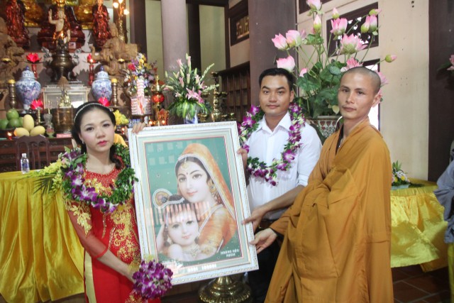 Thái Bình: Hai đôi bạn trẻ làm lễ hằng thuận