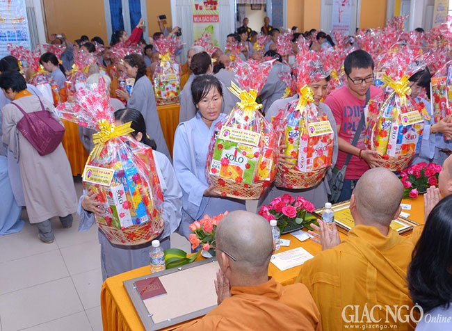 An Cư: Mùa nạp năng lượng nhiều phước đức