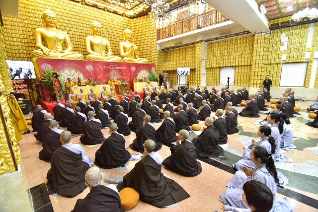Thơ: Xuất gia gieo duyên