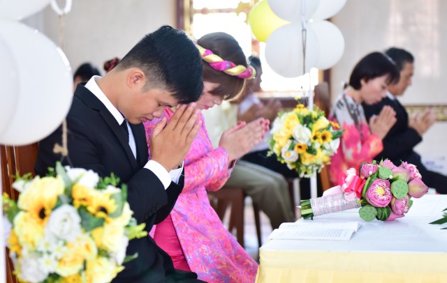 Chùa Giác Ngộ: Lễ hằng thuận của Phật tử Thành Duy và Hoàng Anh