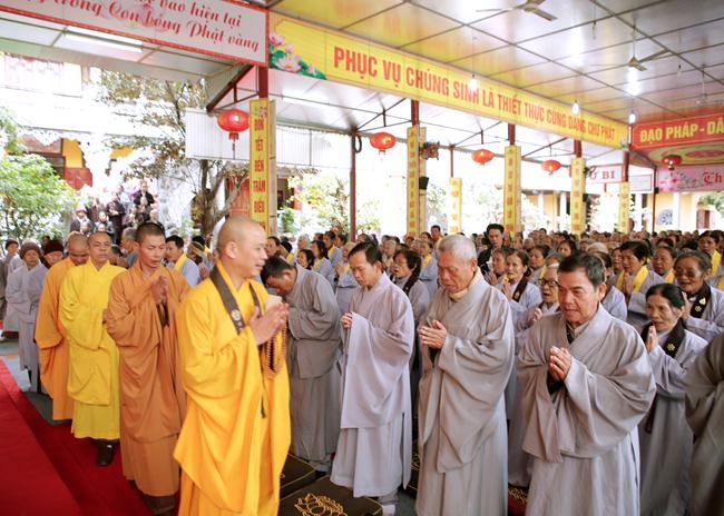 Thái Nguyên : Pháp hội niệm Phật cầu nguyện quốc thái dân an.