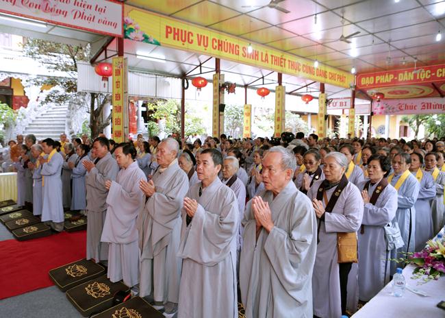 Thái Nguyên : Pháp hội niệm Phật cầu nguyện quốc thái dân an.