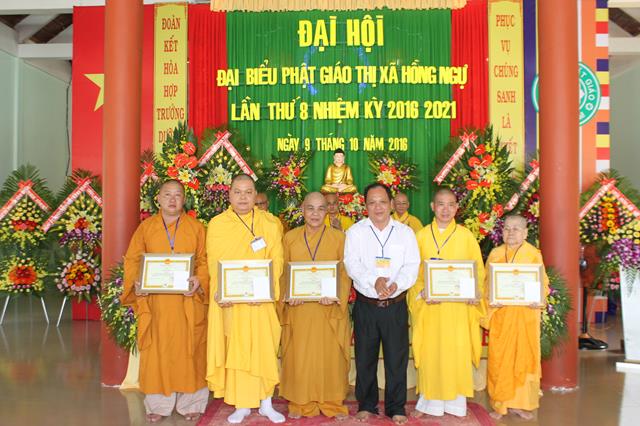 Đồng Tháp: Phật giáo TX. Hồng Ngự có trưởng Ban trị sự mới