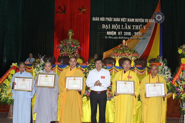 Nam Định: Phật giáo huyện Vụ Bản ra mắt nhân sự nhiệm kỳ mới 2016- 2021