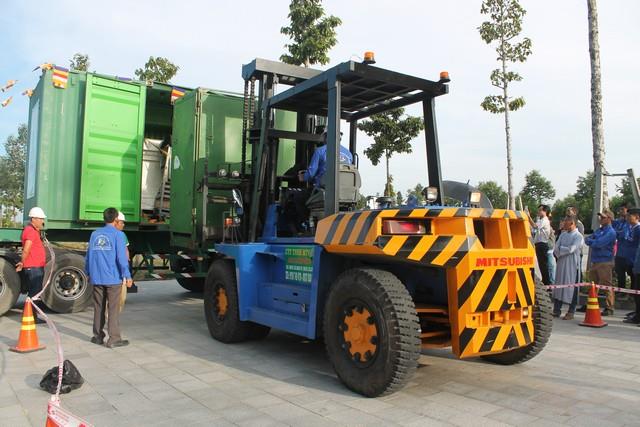 Bình Dương: Lễ cung nghinh Phật Ngọc Hòa Bình Thế Giới