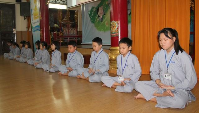TP. Hồ Chí Minh: Phóng sự ảnh - Khóa tu: Gieo Hạt Từ Tâm - kì 53 với chủ đề: Chắp Tay Niệm Phật