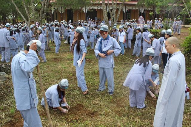 Tp.hcm - Lâm Đồng : Phóng Sự Ảnh - Gieo Hạt Từ Tâm Kì 54 : Tết Đoàn Viên -  30 - 31/12/2016 &amp; 01/01/2017 - Chương trình dã ngoại tại Tu viện Bát Nhã - Bảo Lộc - Đơn Dương - TP. Đà Lạt