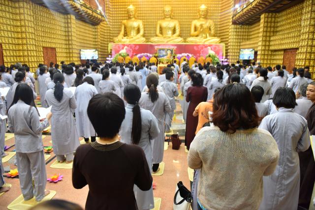 Chùa Giác Ngộ: Long trọng tổ chức khóa lễ Phật Thành Đạo PL. 2560