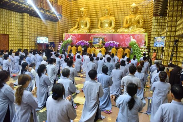 Chùa Giác Ngộ: Long trọng tổ chức khóa lễ Phật Thành Đạo PL. 2560