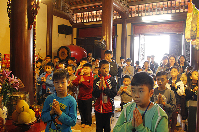 Hà Nội: Chùa Tăng Phúc tổ chức khoá tu “ Theo dấu chân Phật” lần thứ 5
