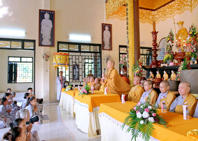 Khánh Hòa: Ninh Hòa tổ chức khóa tu một ngày an lạc lần V