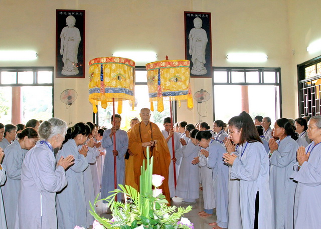 Khánh Hòa: Ninh Hòa tổ chức khóa tu một ngày an lạc lần V