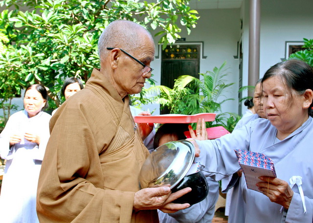Khánh Hòa: Ninh Hòa tổ chức khóa tu một ngày an lạc lần V