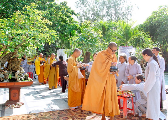 Khánh Hòa: Ninh Hòa tổ chức khóa tu một ngày an lạc lần V