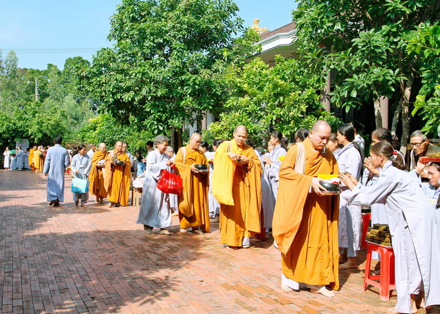 Khánh Hòa: Ninh Hòa tổ chức khóa tu một ngày an lạc lần V