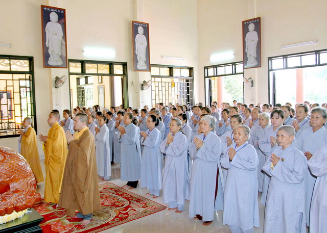 Khánh Hòa: Ninh Hòa tổ chức khóa tu một ngày an lạc lần V