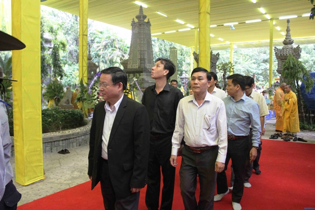 Các đoàn viếng HT. Thích Thiện Bình