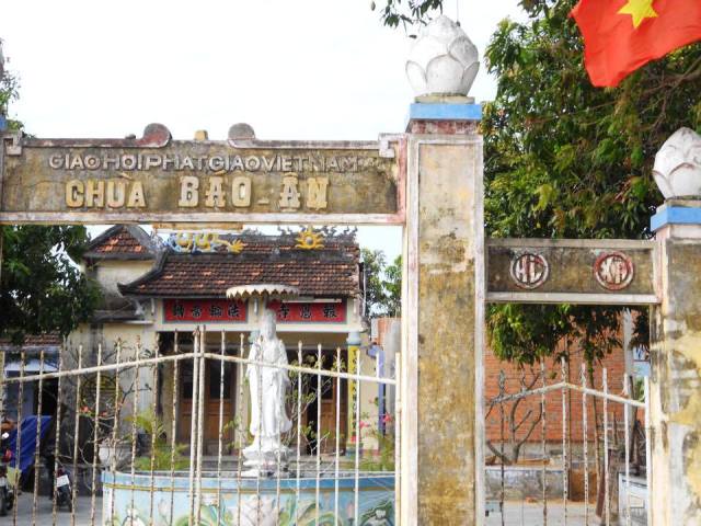 Ấn tượng chùa cổ Báo Ân trên quê hương Bồ Tát Quảng Đức