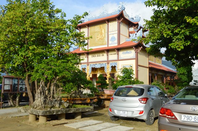 Ấn tượng chùa cổ Báo Ân trên quê hương Bồ Tát Quảng Đức