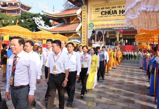Bình Dương: Trọng thể diễn ra khai mạc Đại Lễ Tưởng Niệm Đức Thánh Tổ Ni Đại Ái Đạo