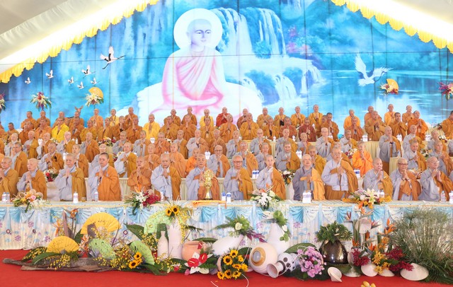 Bình Dương: Trọng thể diễn ra khai mạc Đại Lễ Tưởng Niệm Đức Thánh Tổ Ni Đại Ái Đạo