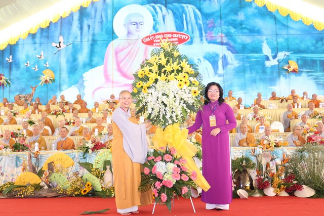 Bình Dương: Trọng thể diễn ra khai mạc Đại Lễ Tưởng Niệm Đức Thánh Tổ Ni Đại Ái Đạo