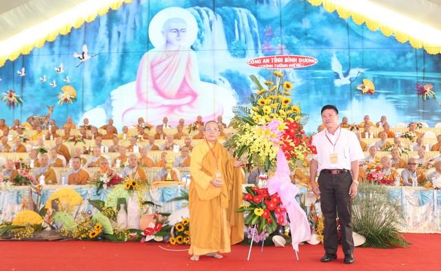 Bình Dương: Trọng thể diễn ra khai mạc Đại Lễ Tưởng Niệm Đức Thánh Tổ Ni Đại Ái Đạo