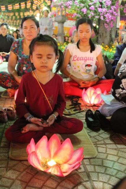 Đồng Nai: Lễ hội cúng đèn rằm tháng giêng và an vị tượng Hộ Pháp Phật Giáo Nam Tông