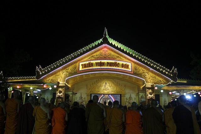 Đồng Nai: Lễ hội cúng đèn rằm tháng giêng và an vị tượng Hộ Pháp Phật Giáo Nam Tông