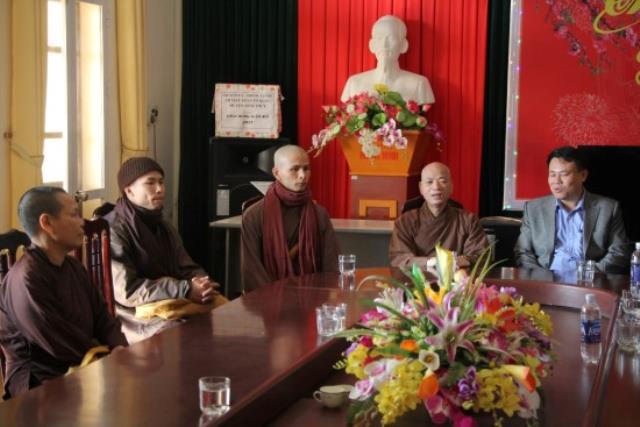Thái Bình : Chùa Từ Xuyên Tặng Qùa Và Chia Sẽ Phật Pháp Cho Các Trại Viên Tại Trung Tâm Cai Nghiện Ma Túy Và Chăm Sóc Đối Tượng Xã Hội Tỉnh Thái Bình