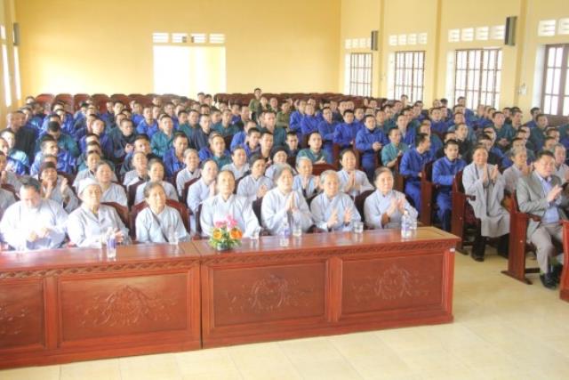 Thái Bình : Chùa Từ Xuyên Tặng Qùa Và Chia Sẽ Phật Pháp Cho Các Trại Viên Tại Trung Tâm Cai Nghiện Ma Túy Và Chăm Sóc Đối Tượng Xã Hội Tỉnh Thái Bình
