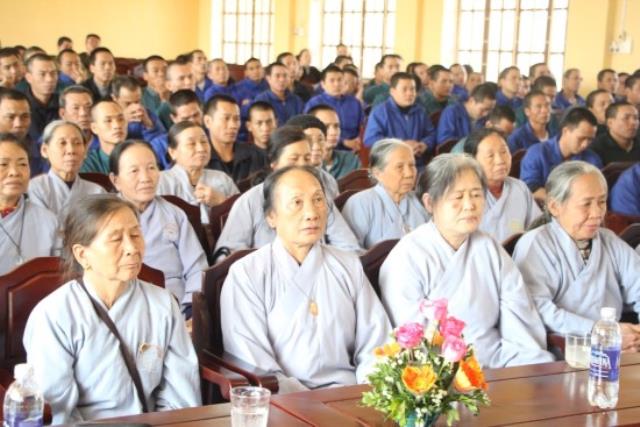 Thái Bình : Chùa Từ Xuyên Tặng Qùa Và Chia Sẽ Phật Pháp Cho Các Trại Viên Tại Trung Tâm Cai Nghiện Ma Túy Và Chăm Sóc Đối Tượng Xã Hội Tỉnh Thái Bình