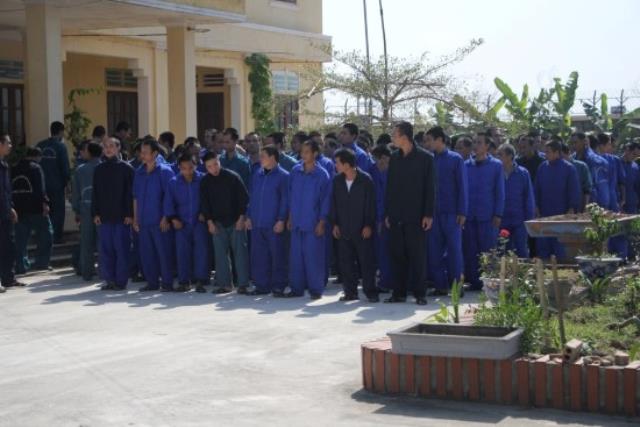 Thái Bình : Chùa Từ Xuyên Tặng Qùa Và Chia Sẽ Phật Pháp Cho Các Trại Viên Tại Trung Tâm Cai Nghiện Ma Túy Và Chăm Sóc Đối Tượng Xã Hội Tỉnh Thái Bình