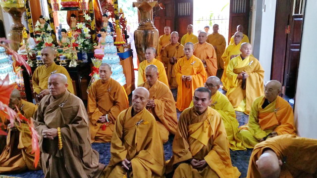Khánh Hòa: Chúc mừng khánh tuế Hòa thượng Trưởng Ban Trị Sự