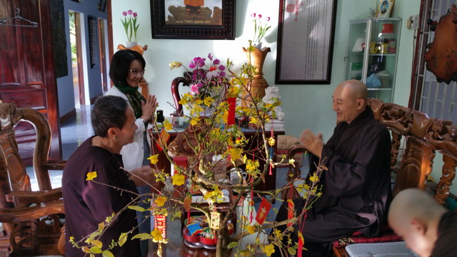 Lễ chùa đầu năm