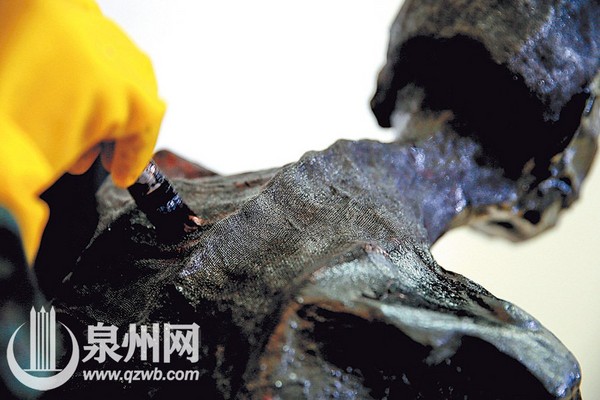 Một vị Cao tăng sau khi viên tịch được đặt xác trong ang, ba năm sau mở ra thật kỳ lạ