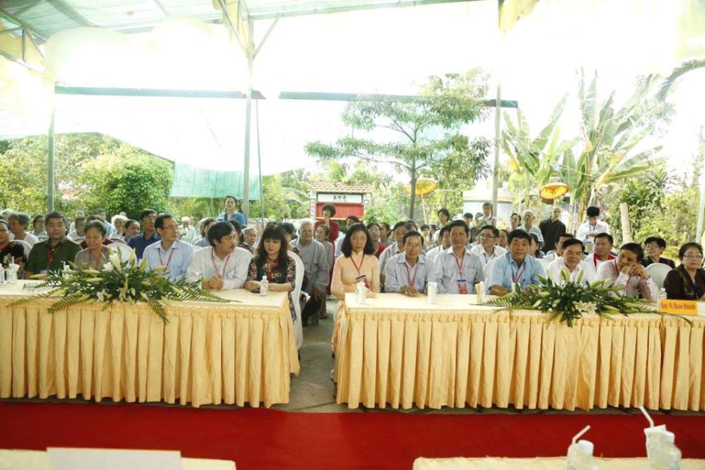 Bến Tre: Lễ đặt đá trùng tu xây dựng lại ngôi tự viện tại chùa Hưng Lâm