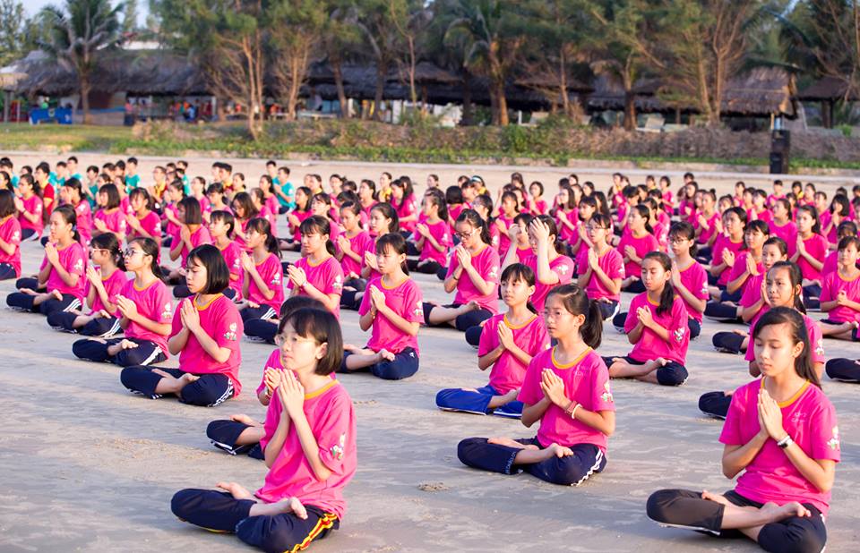 BRVT: Chuyến đi dã ngoại tại Bãi tắm Paradise của các khóa sinh ở Thiền Tôn Phật Quang