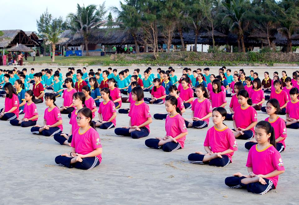 BRVT: Chuyến đi dã ngoại tại Bãi tắm Paradise của các khóa sinh ở Thiền Tôn Phật Quang