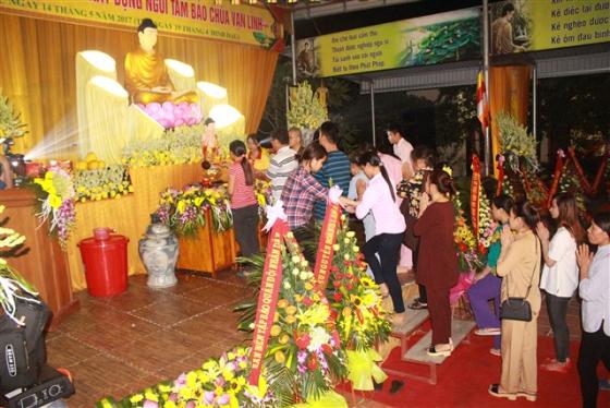 Đêm văn nghệ đón mừng Phật đản tại chùa Vạn Linh - Quảng Xương