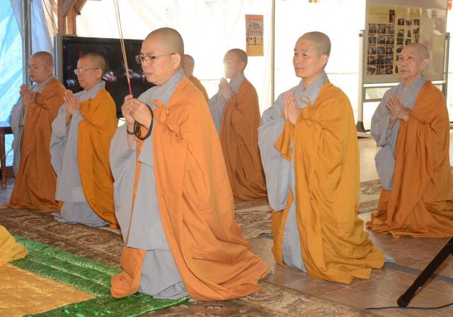 Đại lễ Phật đản PL. 2561 tại tu viện Huyền Không San Jose,Hoa Kỳ