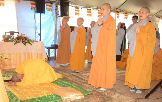 Đại lễ Phật đản PL. 2561 tại tu viện Huyền Không San Jose,Hoa Kỳ