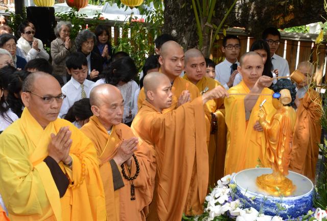 Chùa Liễu Quán, San Jose (Hoa Kỳ)  Tổ Chức Đại Lễ Vesak 2017