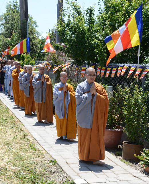 Đại lễ Phật đản PL. 2561 tại tu viện Huyền Không San Jose,Hoa Kỳ