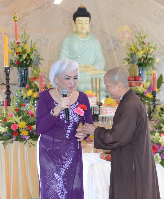 Đại lễ Phật đản PL. 2561 tại tu viện Huyền Không San Jose,Hoa Kỳ
