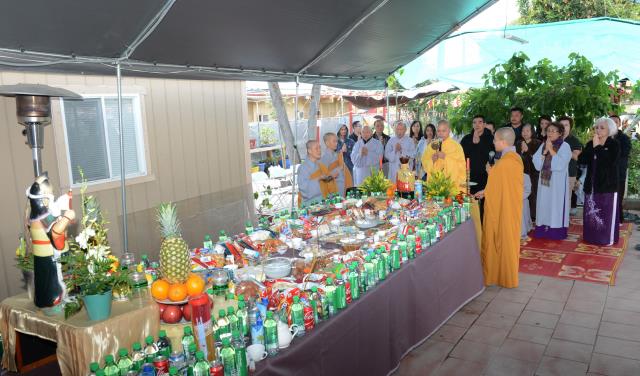 Đại lễ Phật đản PL. 2561 tại tu viện Huyền Không San Jose,Hoa Kỳ