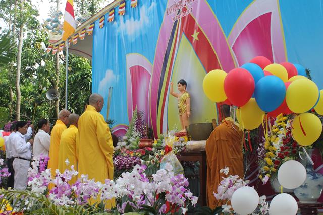 PG Đồng Tháp: Trang nghiêm lễ Phật Đản huyện Cao Lãnh