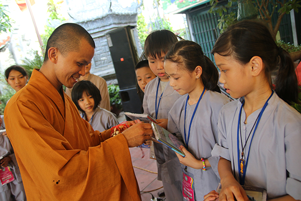 Bế mạc Khoá tu Mùa hè chùa Tăng Phúc 2017