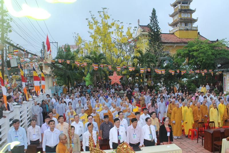 Trang nghiêm Đại lễ Phật đản PL. 2561 tại Đồng Tháp
