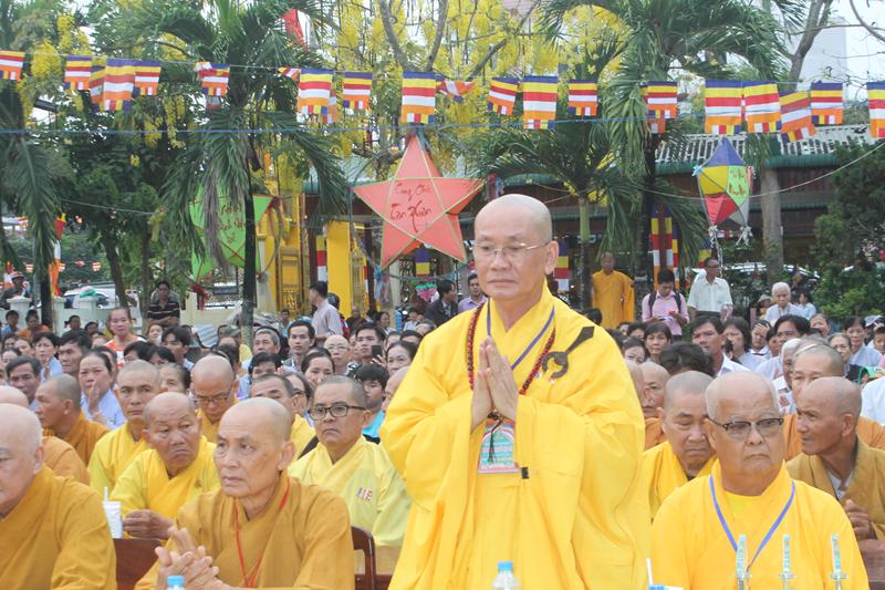 Trang nghiêm Đại lễ Phật đản PL. 2561 tại Đồng Tháp